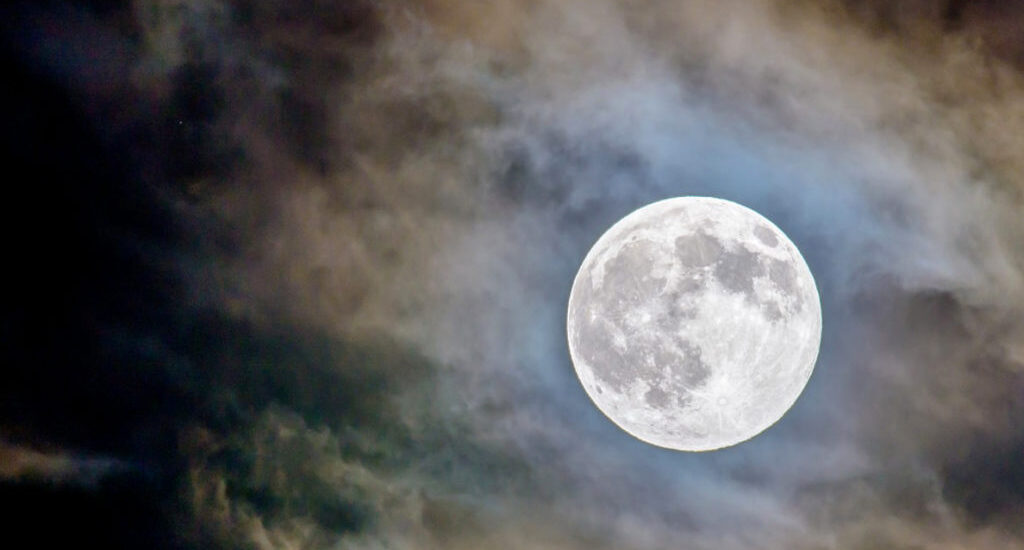 Chandra Dosha (Moon Trouble) Meaning, Effects And Remedies